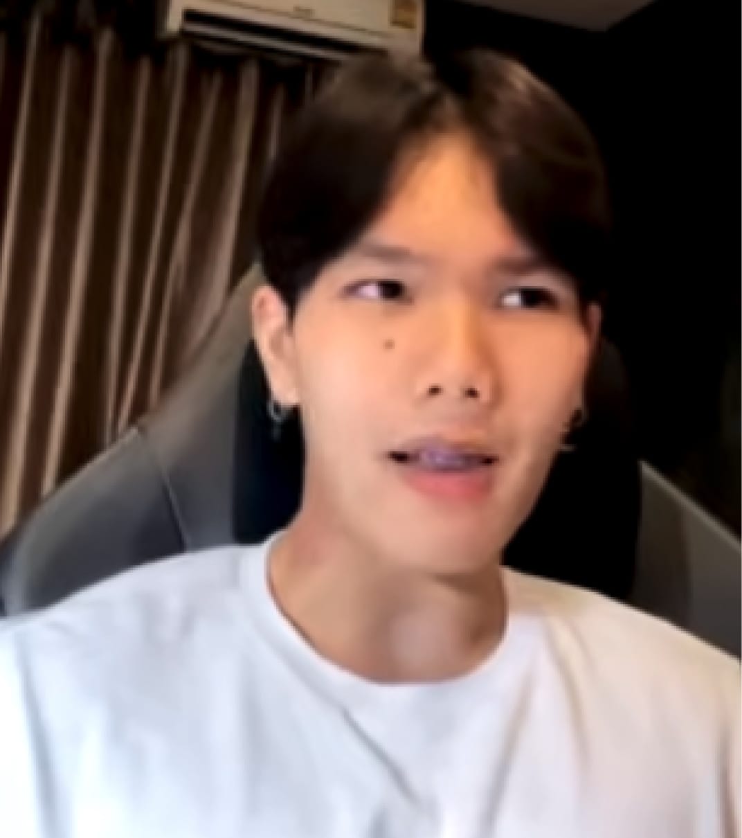 นักศึกษาคอร์สการเจียระไนพลอย