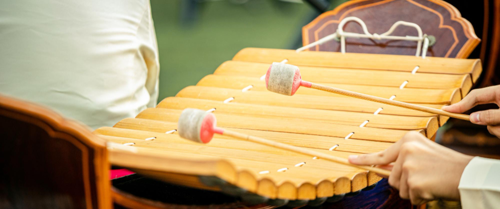 ดนตรีไทย (จันทร์ – ศุกร์) 160 ชั่วโมง