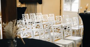 ออกแบบและตกแต่งสถานที่ในงานพิธีการและงานอีเว้นท์