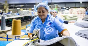 เสื้อผ้าสตรี 4