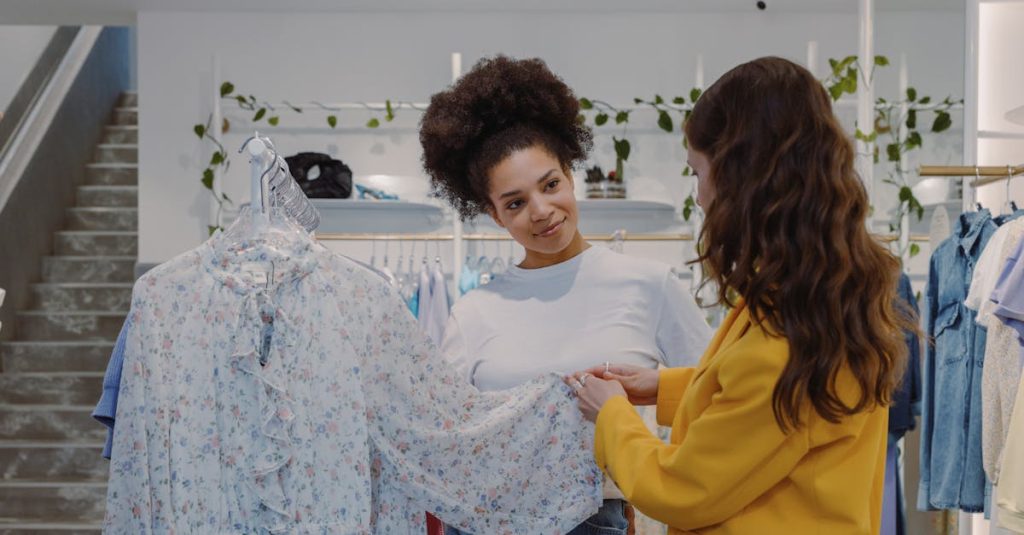 เสื้อผ้าสตรี 2