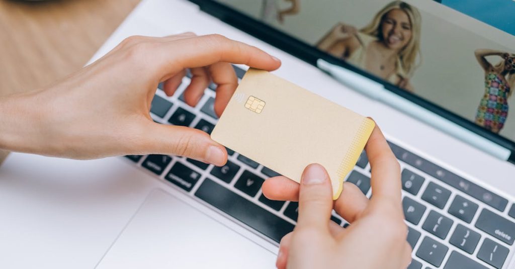 อินเตอร์เน็ตและการสร้างเว็บไซต์