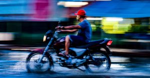 ช่างบริการระบบไฟฟ้ารถจักรยานยนต์